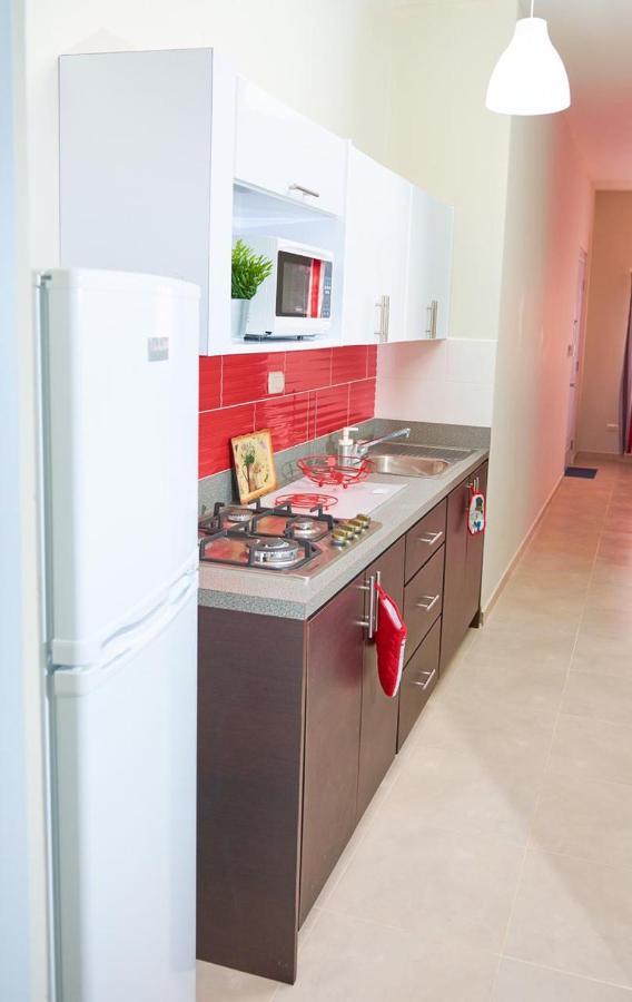 Apartahotel Macadana Нагуа Екстериор снимка