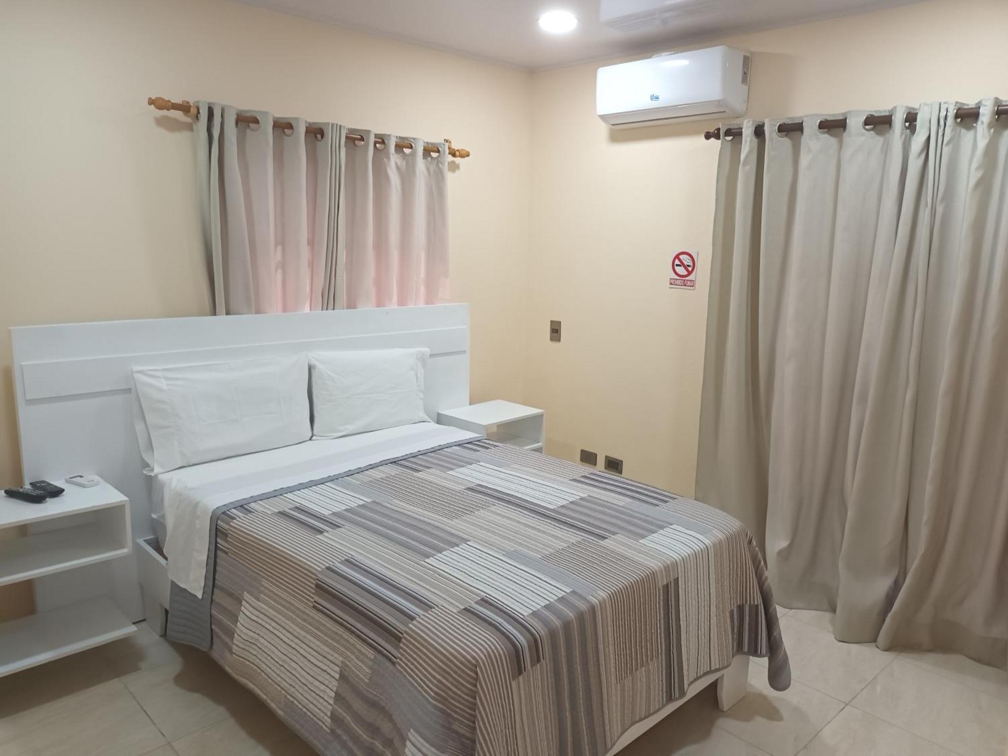Apartahotel Macadana Нагуа Екстериор снимка